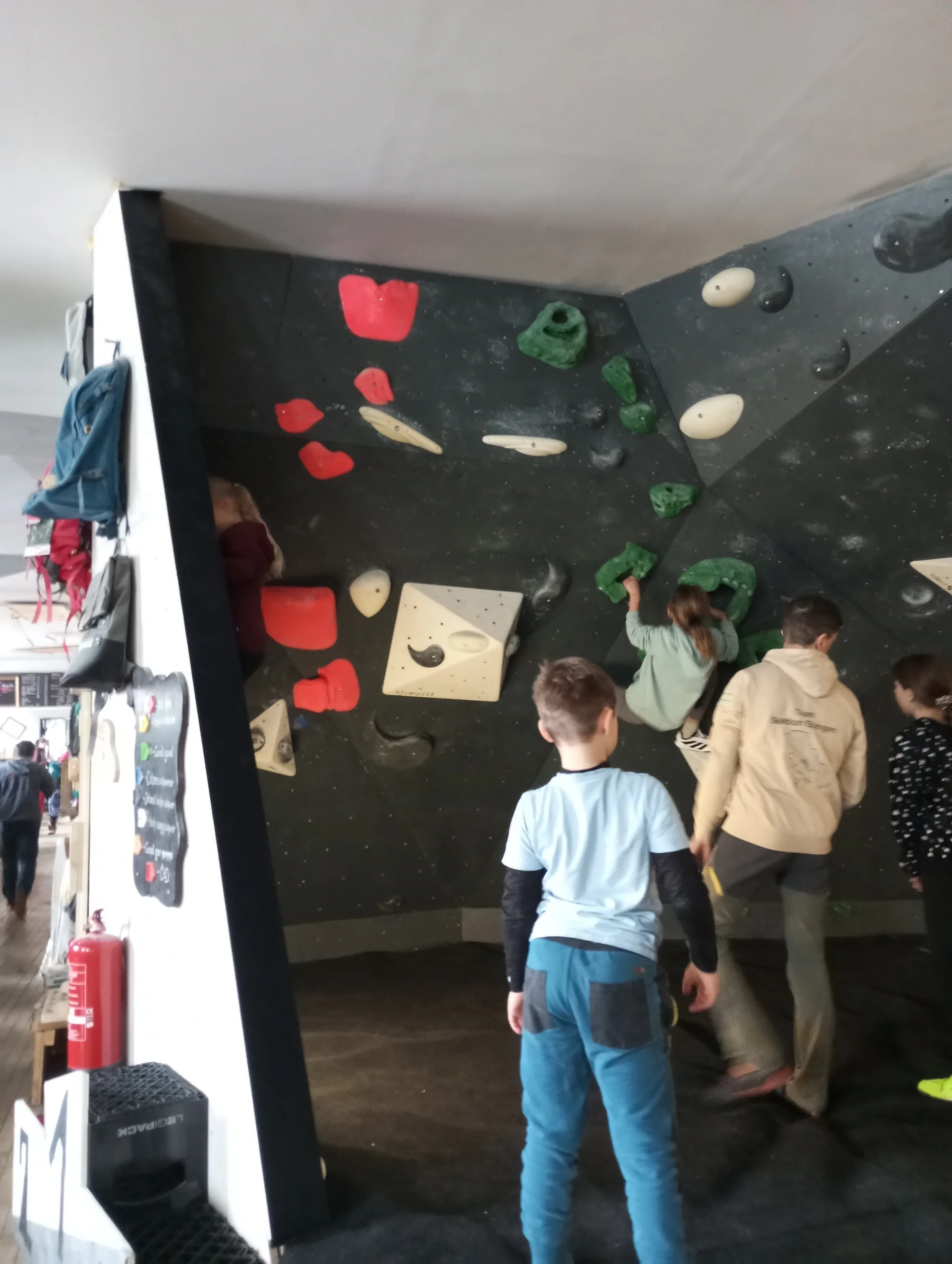 Beim bouldern | © DAV Ebingen