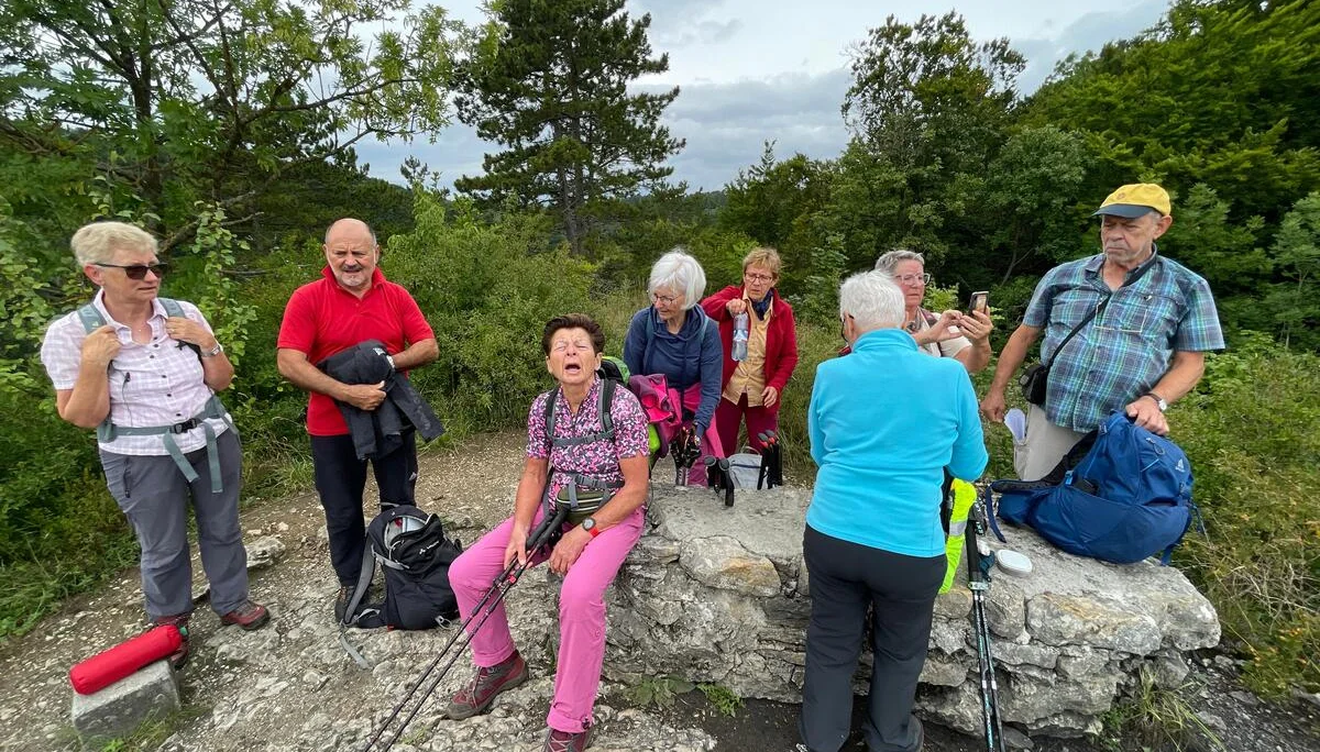 Dieses Bild zeigt die Teilnehmer ebenfalls bei einer Pause. | © DAV Ebingen
