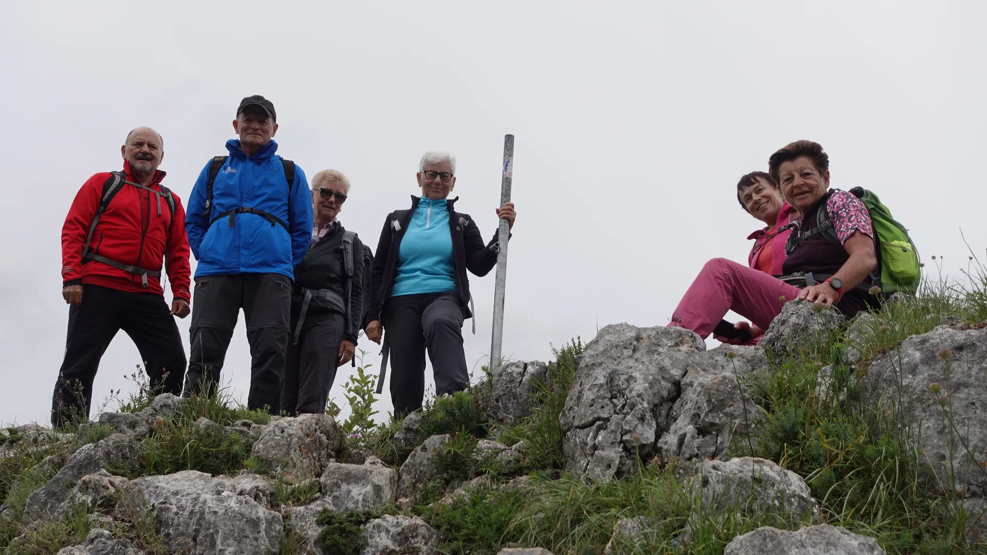 Einige Mitglieder der Gruppe während der Wanderung. | © DAV Ebingen