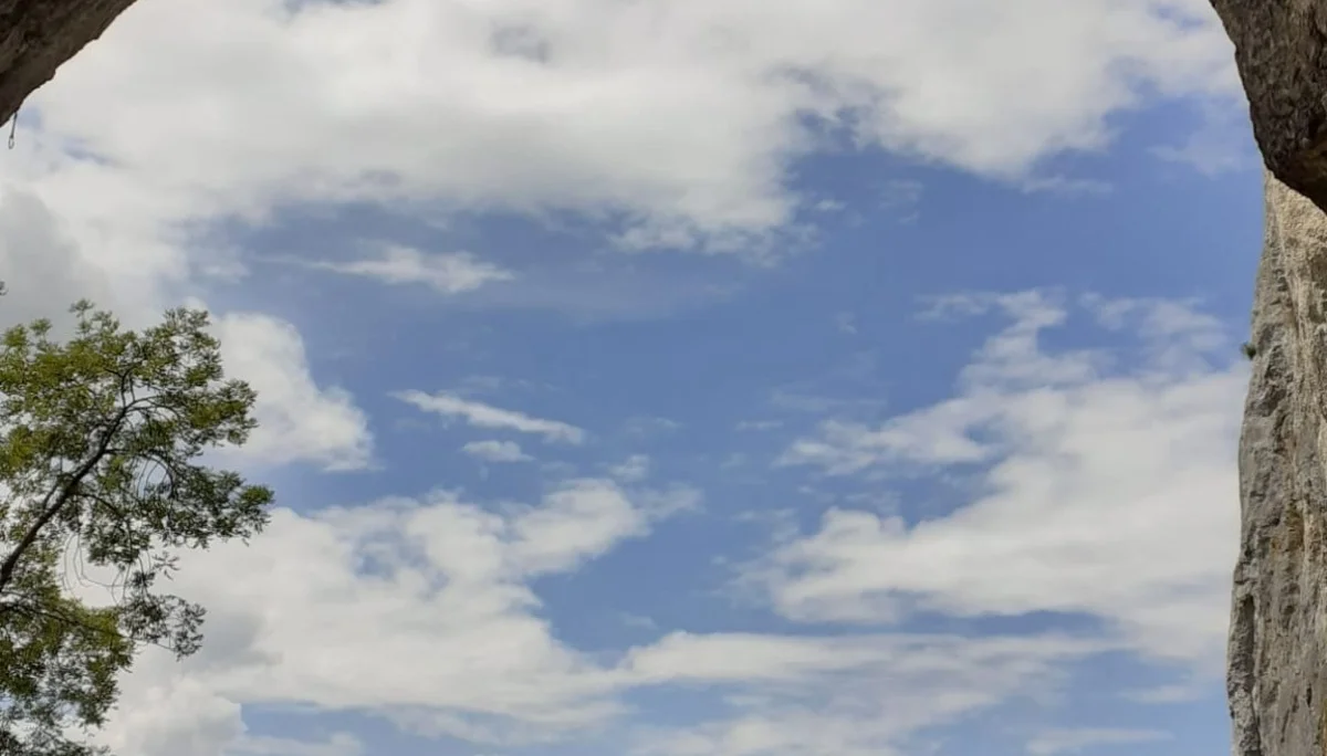 Ein Kletterer an einem Felsen bei Blaubeuren. | © DAV Ebingen