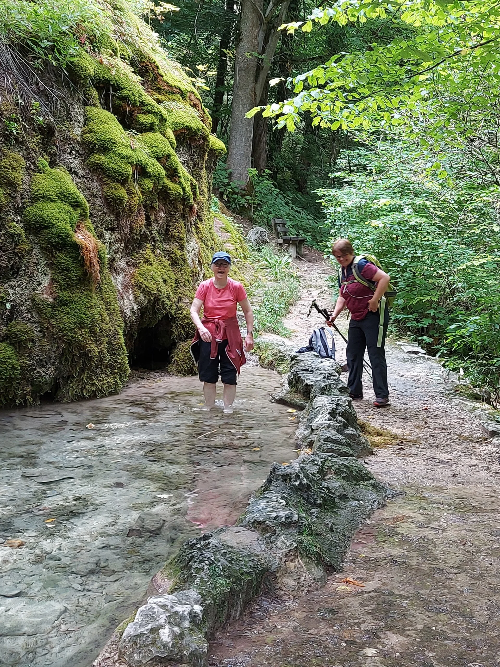 Zwei Teilnehmerinen während einer kleinen Pause. | © DAV Ebingen