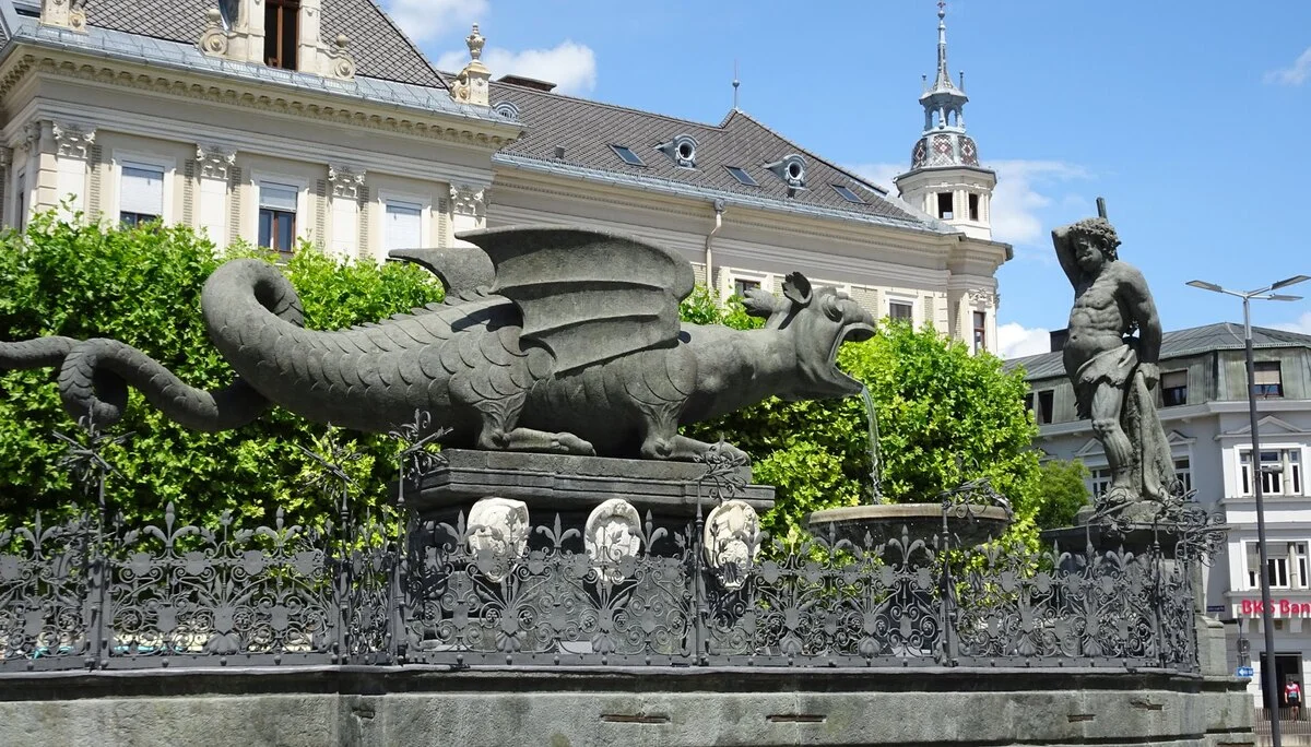 Der Lindwurm-Brunnen in Klagenfurt. | © DAV Ebingen