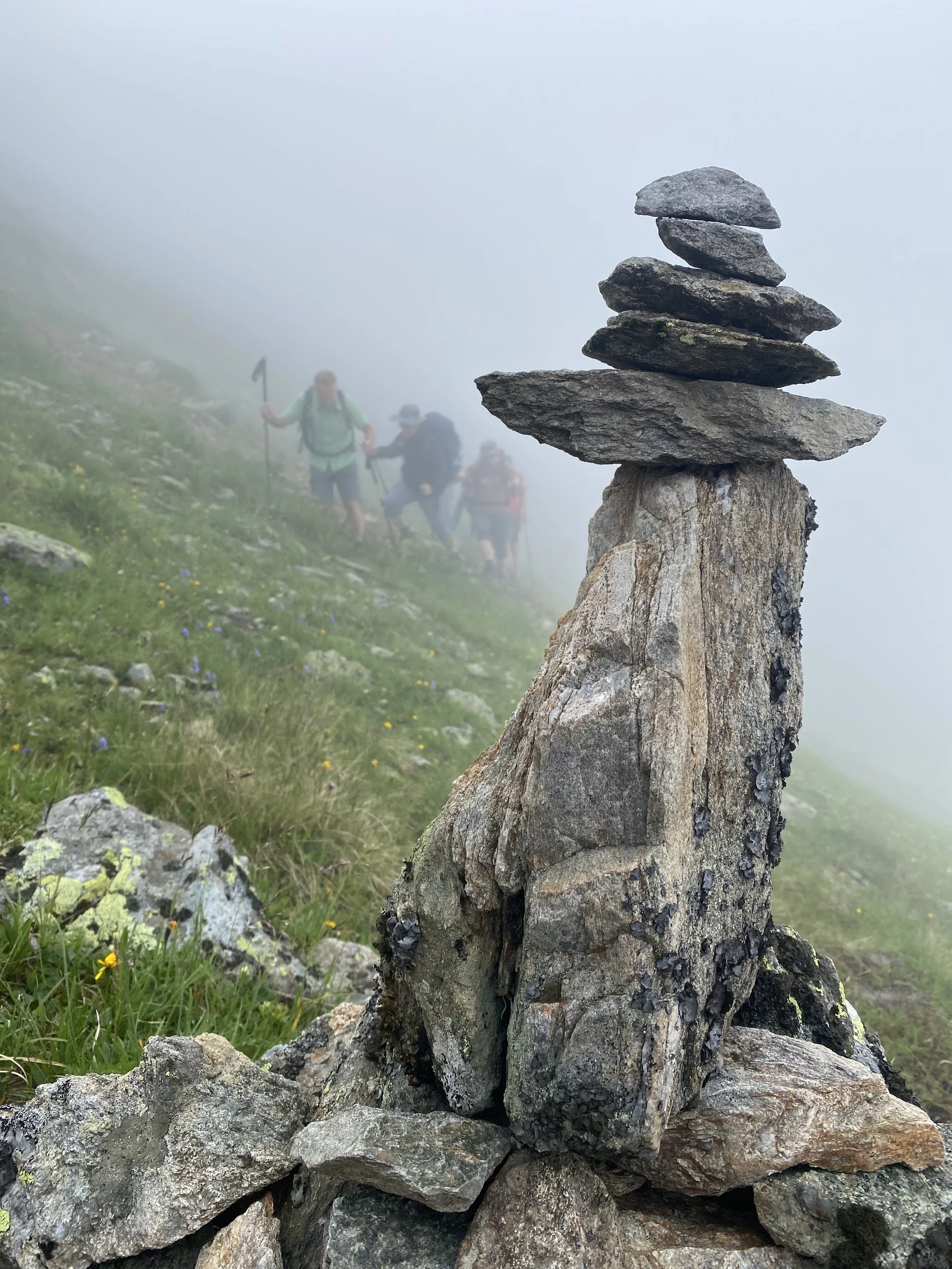 Teilweise musste im Nebel gewandert werden. | © DAV Ebingen