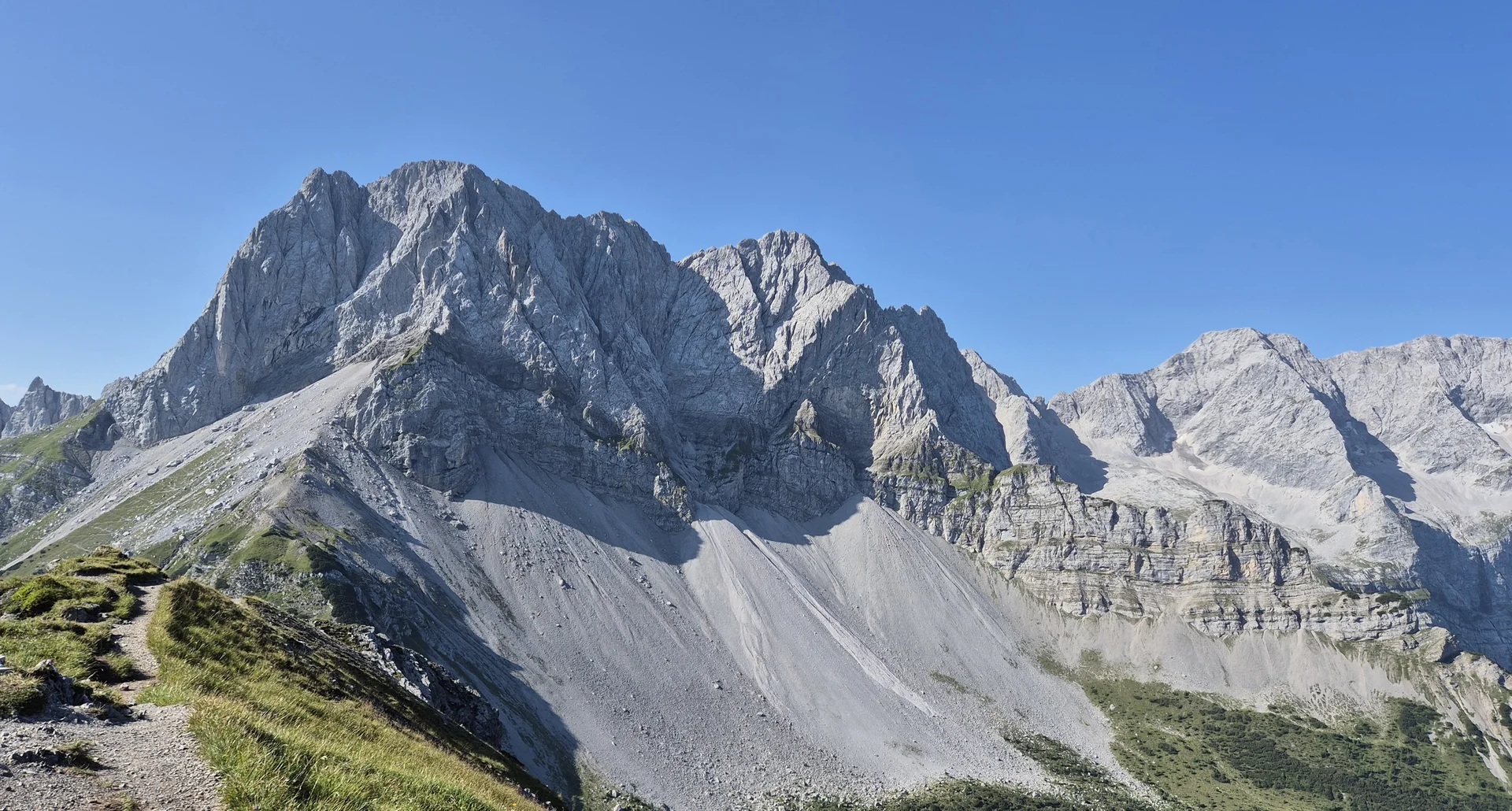 Eine Panoramaaufnahme während der Wanderung. | © DAV Ebingen