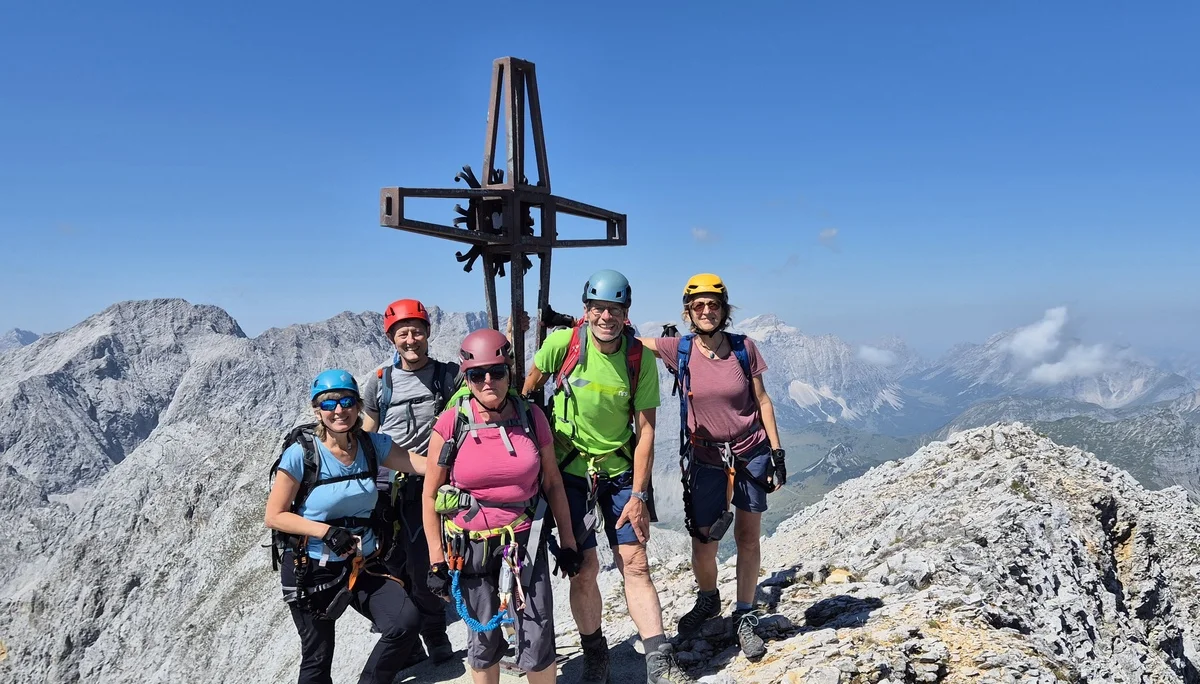 Das Gipfelfoto der Gruppe auf der Lamsenspitze. | © DAV Ebingen