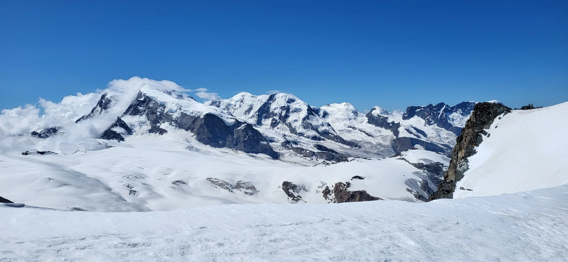 Eine Panoramaaufnahme der umliegenden Gipfel. | © DAV Ebingen
