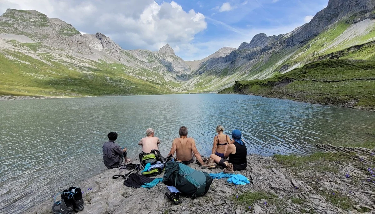 Die Gruppe beim baden am Glattalpsee. | © DAV Ebingen