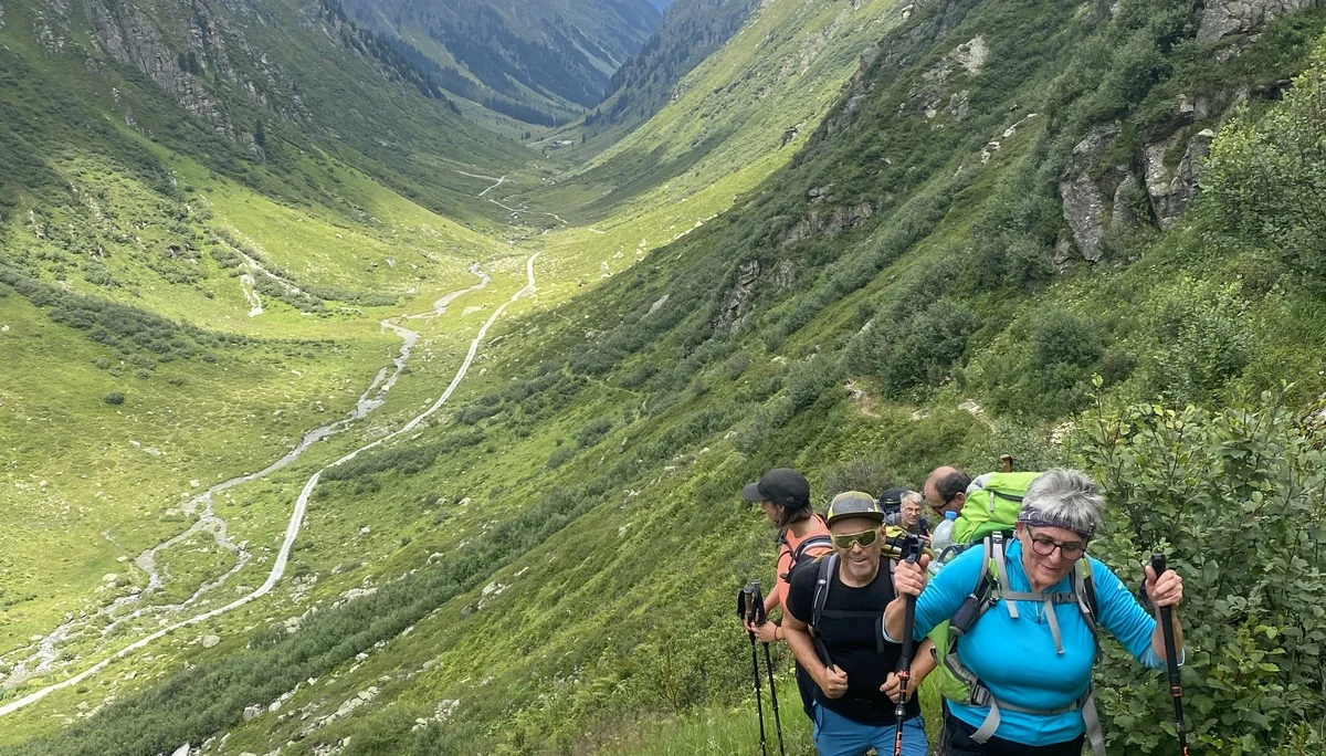 Einige Teilnehmer beim Aufstieg. | © DAV Ebingen