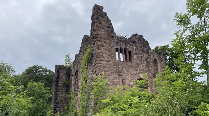Die Burgruine Hohenschramberg. | © DAV Ebingen