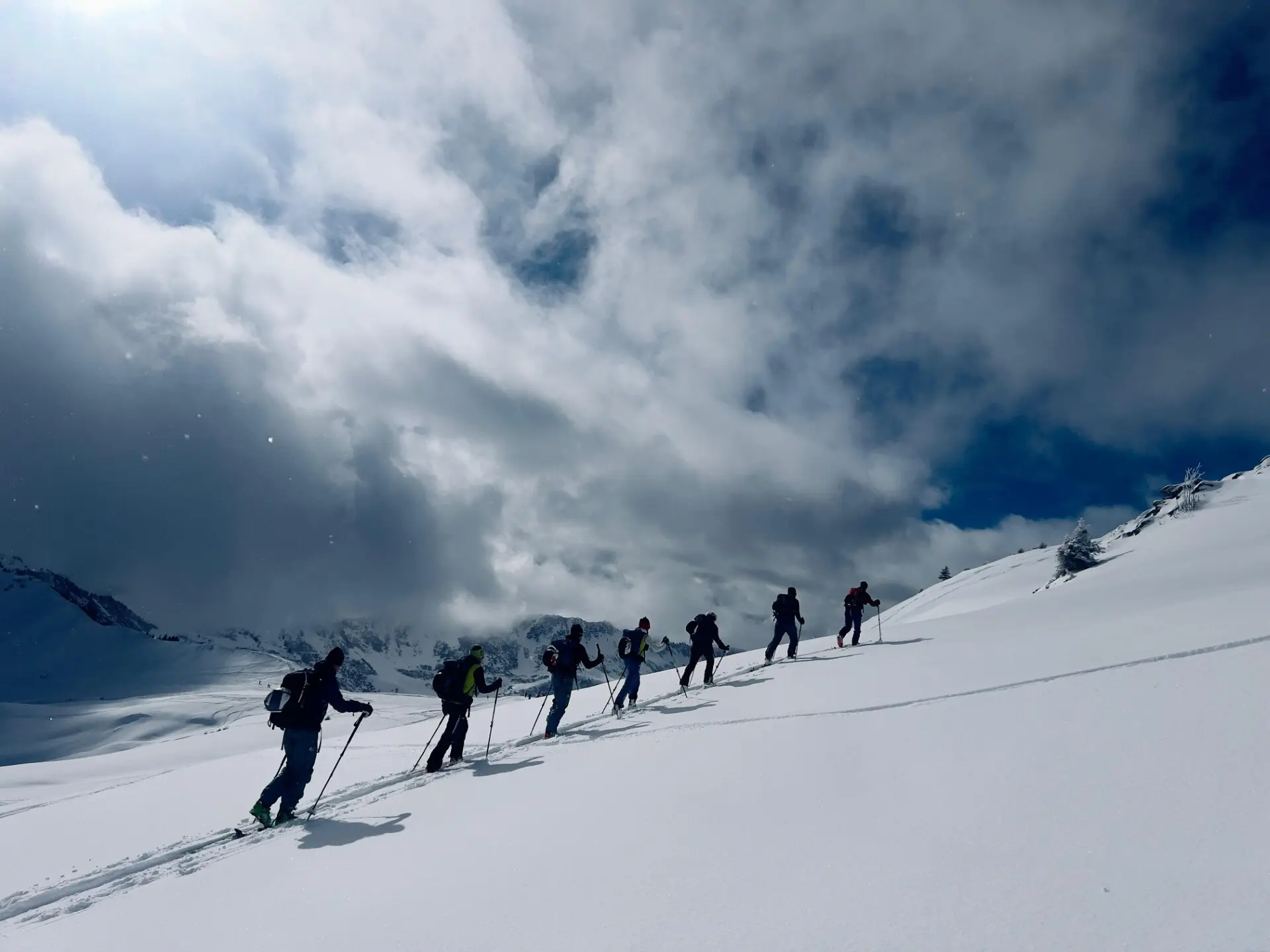 Die Teilnehmer während einem Aufstieg. | © DAV Ebingen