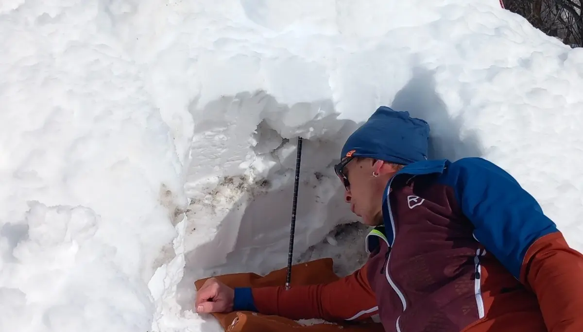 Eine Teilnehmerin während einer Übung. | © DAV Ebingen
